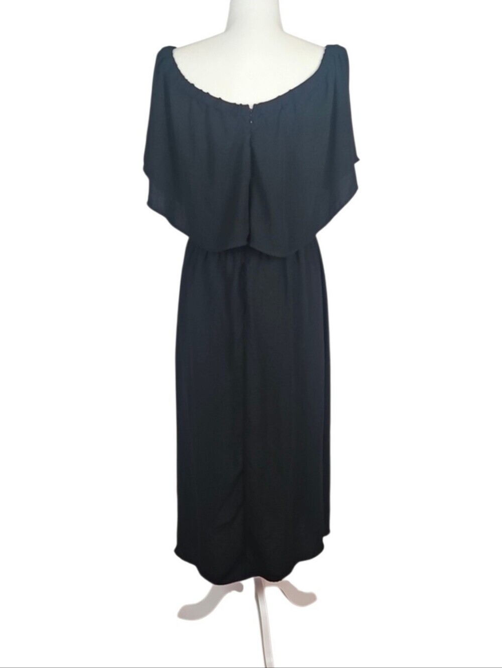 dRA Los Angeles Off-the-Shoulder Ruffle Dress Black Romantic Whimsigoth Goth M - Picture 4 of 8